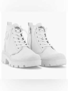 Palladium Pallabase Leather Bootie NIB